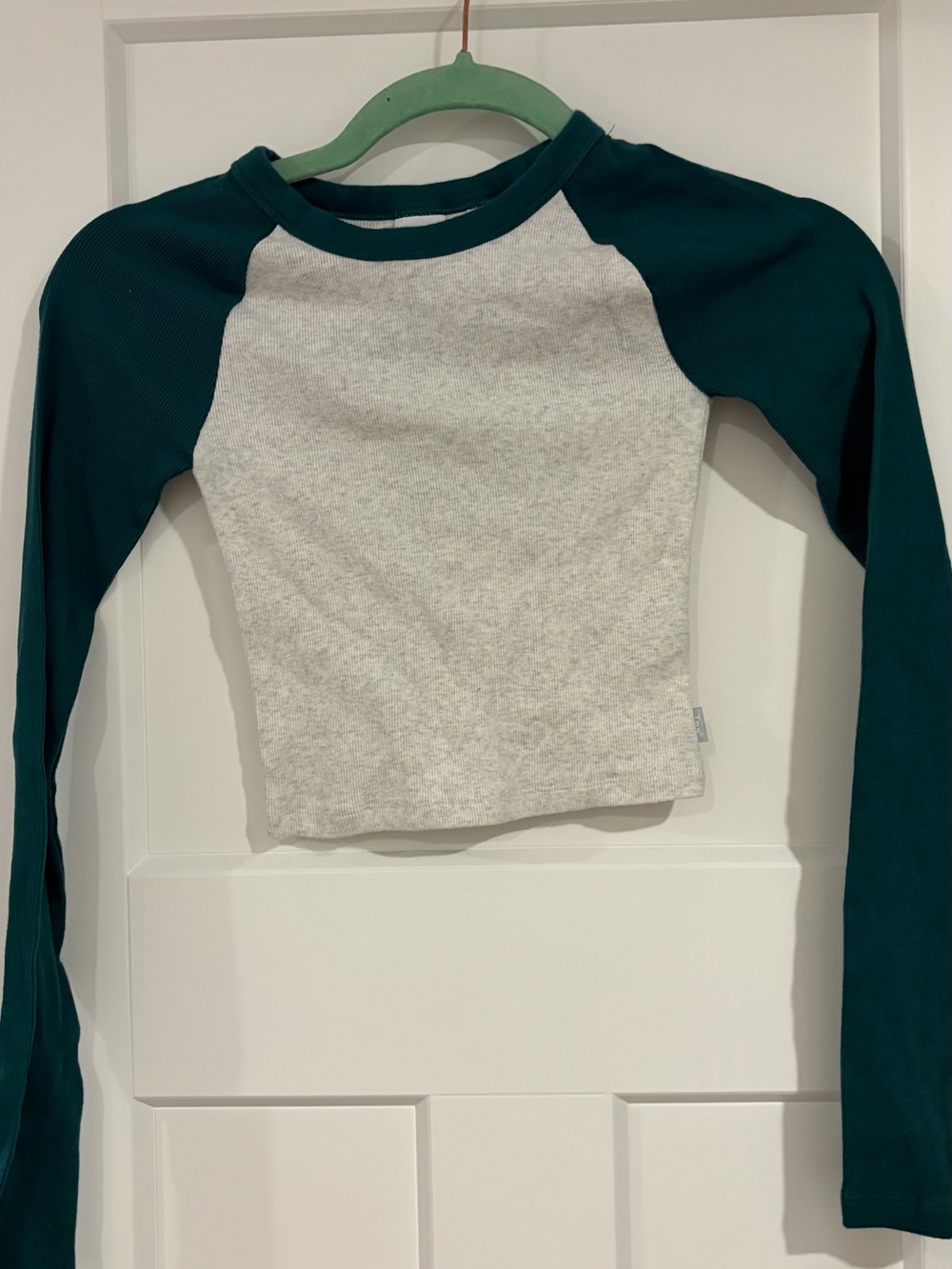 TNA Green & Grey Raglan Long Sleeve Top 💚